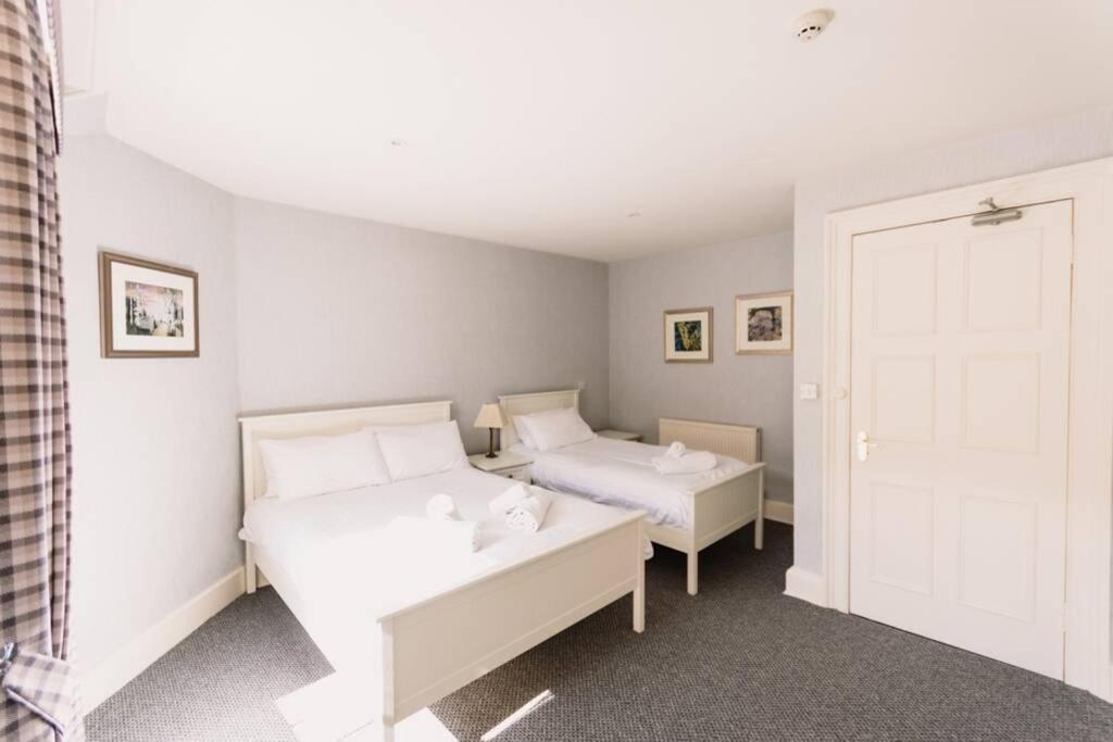 Wallace Apartment - A Unique Apartment In Countryside Park With Wifi And Access To Bar And Pool Perth Exterior foto